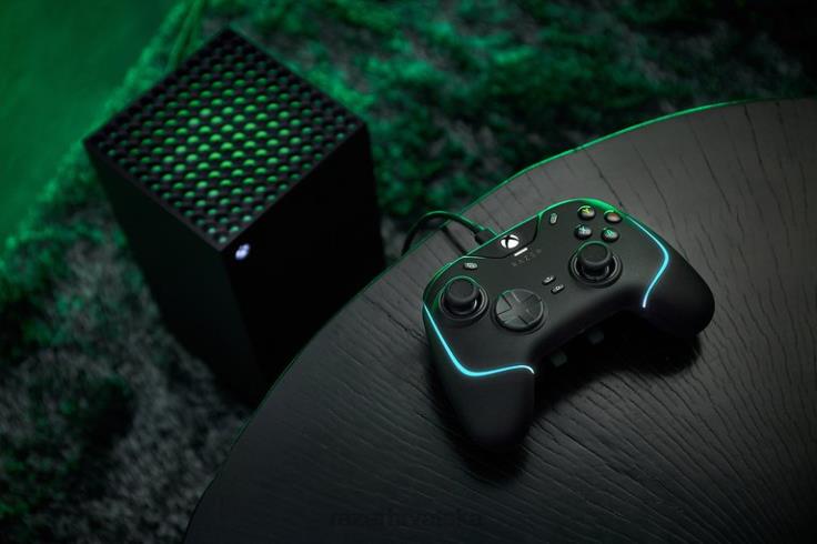 Razer Wolverine v2 chroma crno konzola T26R8160