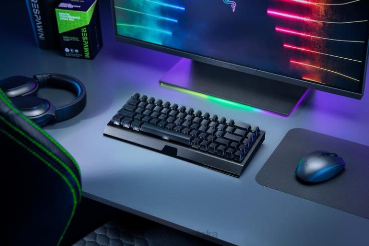 Razer blackwidow v3 mini hyperspeed - fantomsko izdanje - žuti prekidač - nas crno tipkovnica T26R864