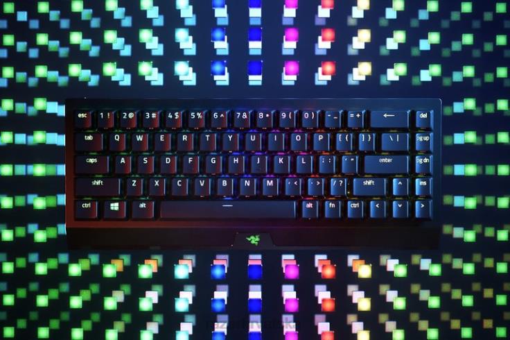 Razer blackwidow v3 mini hyperspeed - žuti prekidač - nas crno tipkovnica T26R863
