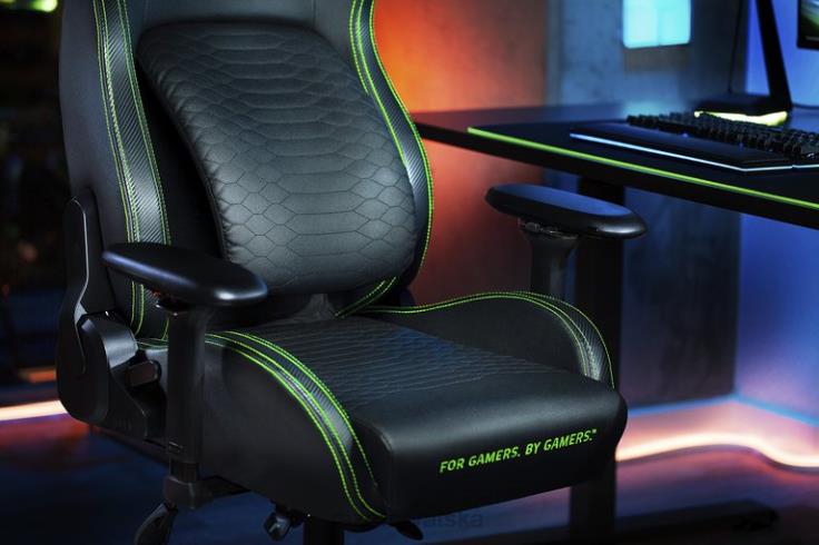 Razer iskur crno igraća stolica T26R8136