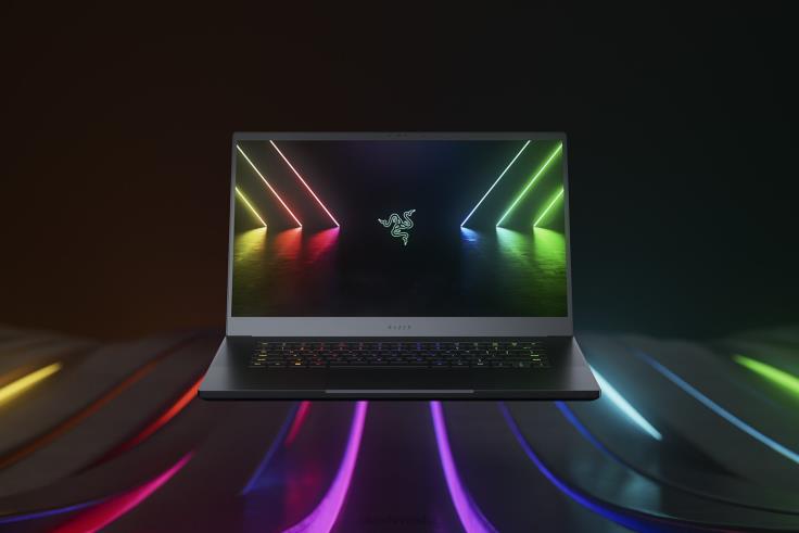 Razer prilagodite svoju oštricu 15 jedna boja laptop T26R811